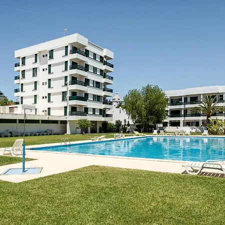 Neptuno Iv - Vilamoura * Quarteira